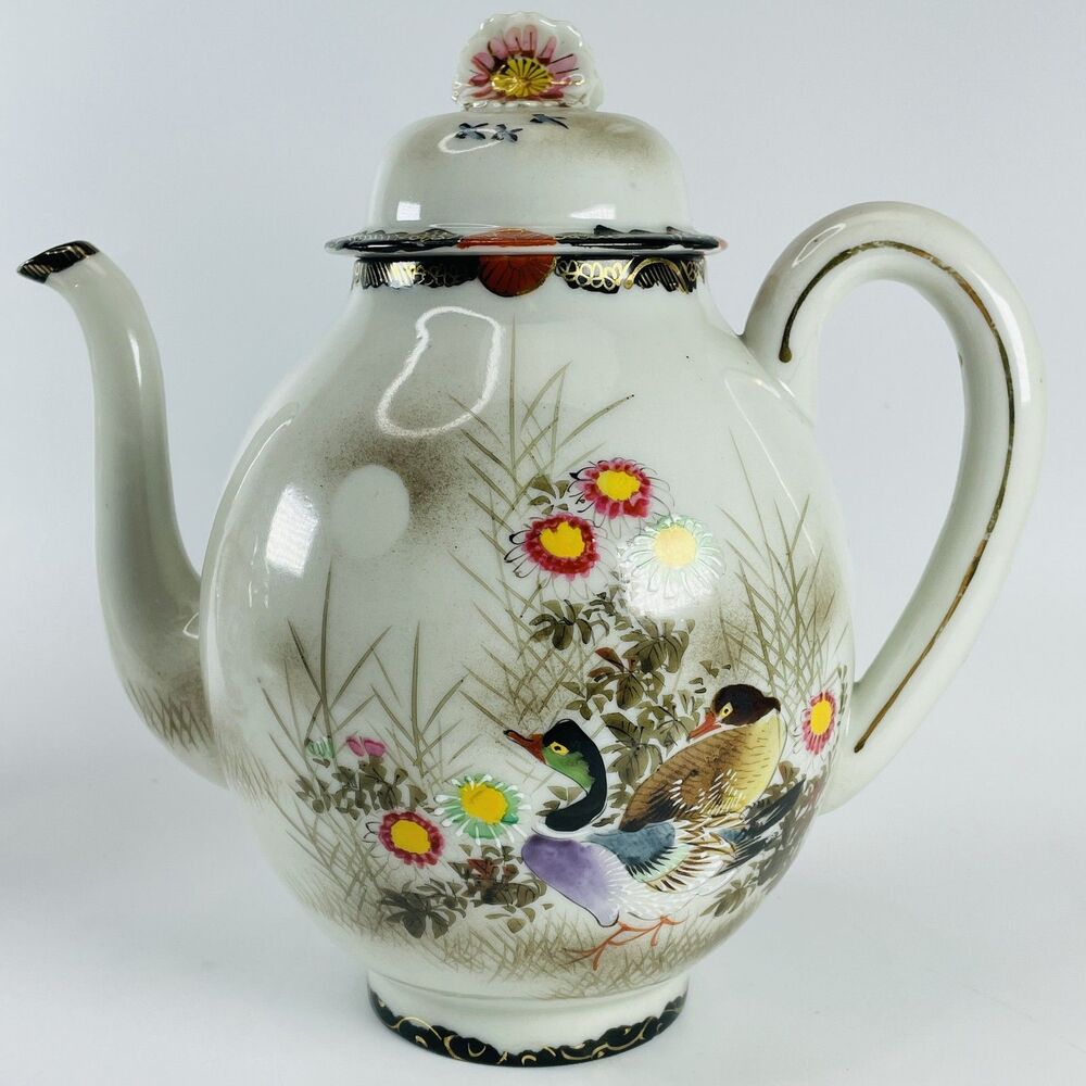 Kutani Japanese Vintage Porcelain Teapot Mandarin Ducks Floral Gold Trim 8" Used